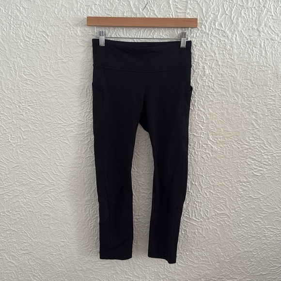 Lululemon Pace Rival Crop - Picture 2 of 7